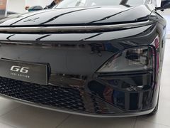 -小鹏汽车(北京龙湖长楹天街销售中心)