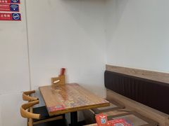 -海盗虾饭·剥好的小龙虾饭(SOHO尚都店)