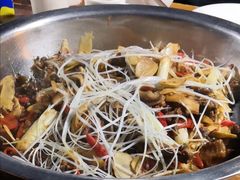 -弓虽昌焖烧鸡(大竹林店)