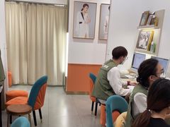 -海马体照相馆(万菱汇店)