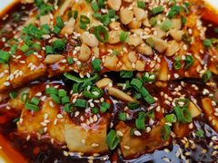 白斩鸡-渝半城经典川粤菜(重庆天地店)