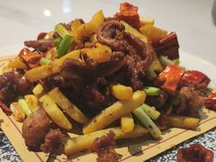 -乔家小院•非遗驴肉•本地小海鲜(滨河路店)