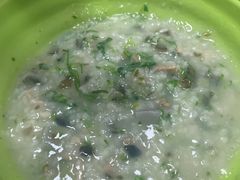 皮蛋瘦肉粥-曼曼汤包(建国西路店)
