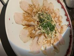 薄切鲜鱼片-穹六人间 people 6(岳阳路店)