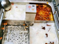 -海底捞火锅(新松江路店)