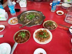 -谢老五跷脚牛肉·非遗传承店