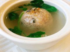 蟹粉狮子头-怡园饭店-餐厅(四望亭店)