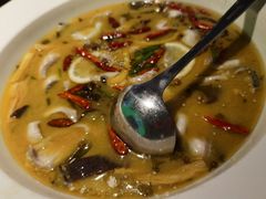 金汤酸菜鱼-吴氏老妈·23年家常菜(古城店)