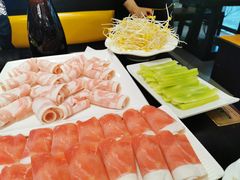 -重庆小天鹅火锅(中商广场店)