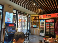 -阿润打边炉·鲜切鸡煲(华漕店)