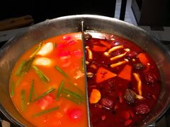 -湊湊火锅·茶憩(新中关购物中心店)