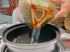 -东椰·海南椰子鸡火锅(朝阳门店)