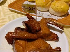 招牌烤乳鸽-石岐佬中山菜馆(张溪店)