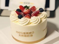 缤纷蛋糕-味多美蛋糕(航天桥店)