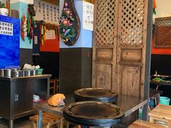 大堂-老姐石板烧烤+铜炭火锅(总店)