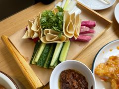 大丰收蘸酱菜-关东小磨东北菜(上海长风大悦城店)