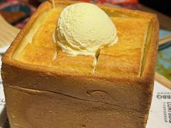 -馋嘴猫串吧(华贸店)