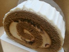 蔓越莓白巧瑞士卷-星巴克臻选(郑州中原万达店)