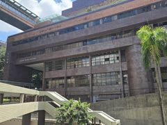 -香港大学