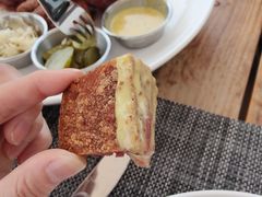 -MONICH牛排融合餐厅(和义大道购物中心店)