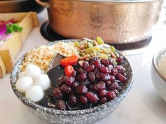 冰粉-菌子鲜汤野生菌锅