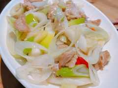 葱爆牛肉-Alali阿拉礼·新疆家宴(西溪新座店)