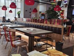 大堂-小骨煲金华砂锅(转塘金街美地店)