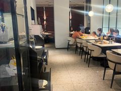 -必胜客(松雷店)