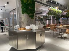 大堂-老乡鸡(上海白玉兰广场店)