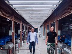 -亲兄弟真人CS团建拓展基地