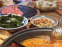 -旧街市鲜货老火锅(大光路店)