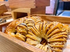 -昆明华邑酒店-鲜艳全日餐厅