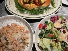 -芭莉与彩虹西餐厅(成都合生汇店)