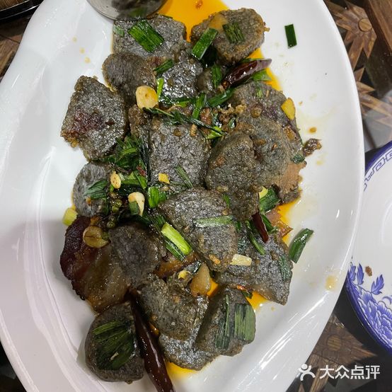 兴义万峰林麦子山庄