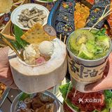 太满足了!串串爱吃什么拿什么,拿了满满一筐都不够吃!