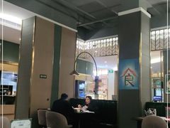 大堂-龙凤点心·饼家(松岗店)