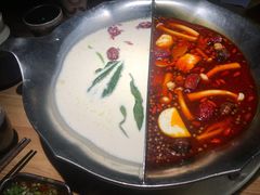 红颜花胶鸡锅-湊湊火锅·茶憩(杭州湖滨银泰in77店)