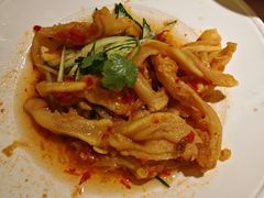 -小鱼小牛(世欧广场店)