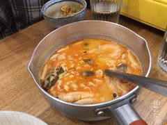 冬阴功汤-About Bistro關於·泰式家庭料理