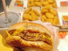 双层吉士汉堡-麦当劳(世界城广场店)