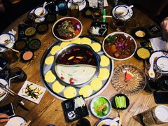 -三人行骨头王火锅(长寿店)