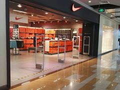 -NIKE佛山胜利换季优惠店