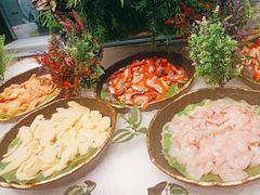 -金滏山烤肉·海鲜·火锅自助餐厅(襄阳万达店)