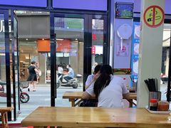 大堂-老上海馄饨铺(浙江中路店)