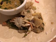 -洞庭洲·防空洞火锅·烧烤·铜锅涮肉(新百广场店)