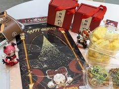 -泡泡玛特POPMART机器人店(高新万达店)