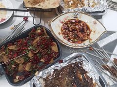 -小山羊功夫串·泰安烧烤·海鲜小炒老地摊店