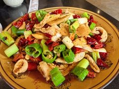 -周老三跷脚牛肉·全牛火锅(非遗传承店)