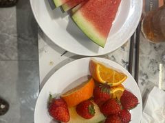 -金马门国际美食百汇(珞喻路店)
