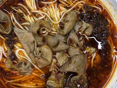 特色肥肠面-耙豌豆重庆小面